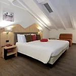 Olimpia Hotel 4*